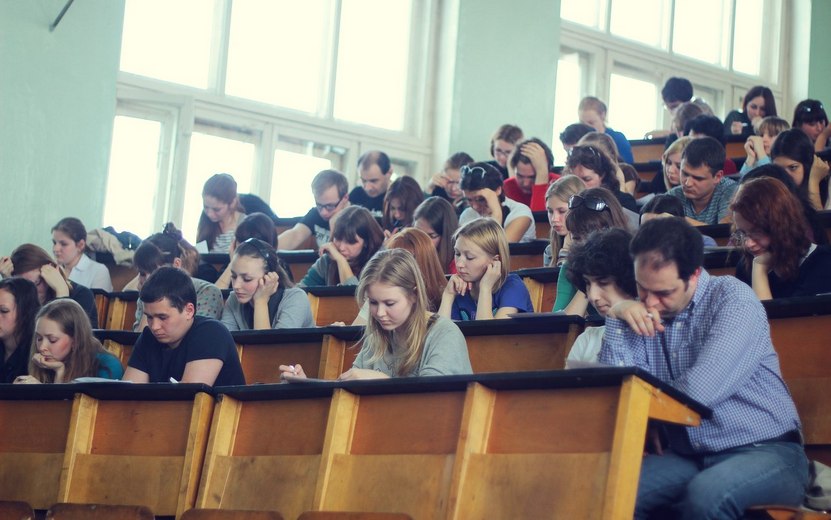 Более ответственны и критичны: преподаватели рассказали, как изменились российские студенты