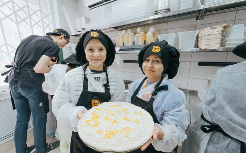 Экскурсия в «Додо Пицца», и посещение батутного центра, лето-2023. Фото: Мария Бакланова