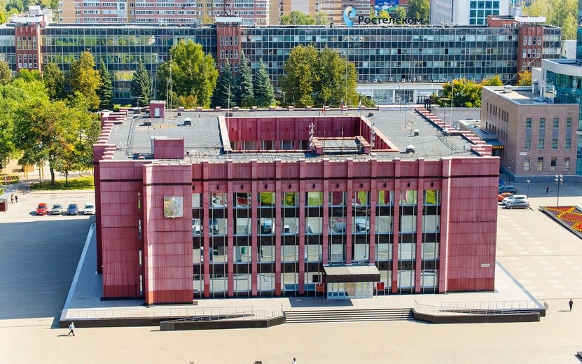 Новости Ижевска на утро 8 августа: завершение приема заявок на пост Главы города и перенос производства Lada Largus в Ижевск