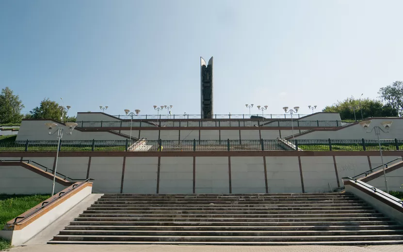 Ремонт лестницы к набережной пруда завершили в Ижевске