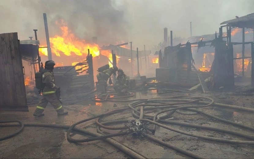 Пожар в банном комплексе под Ижевском. Фото: пресс-служба ГУ МЧС по Удмуртии