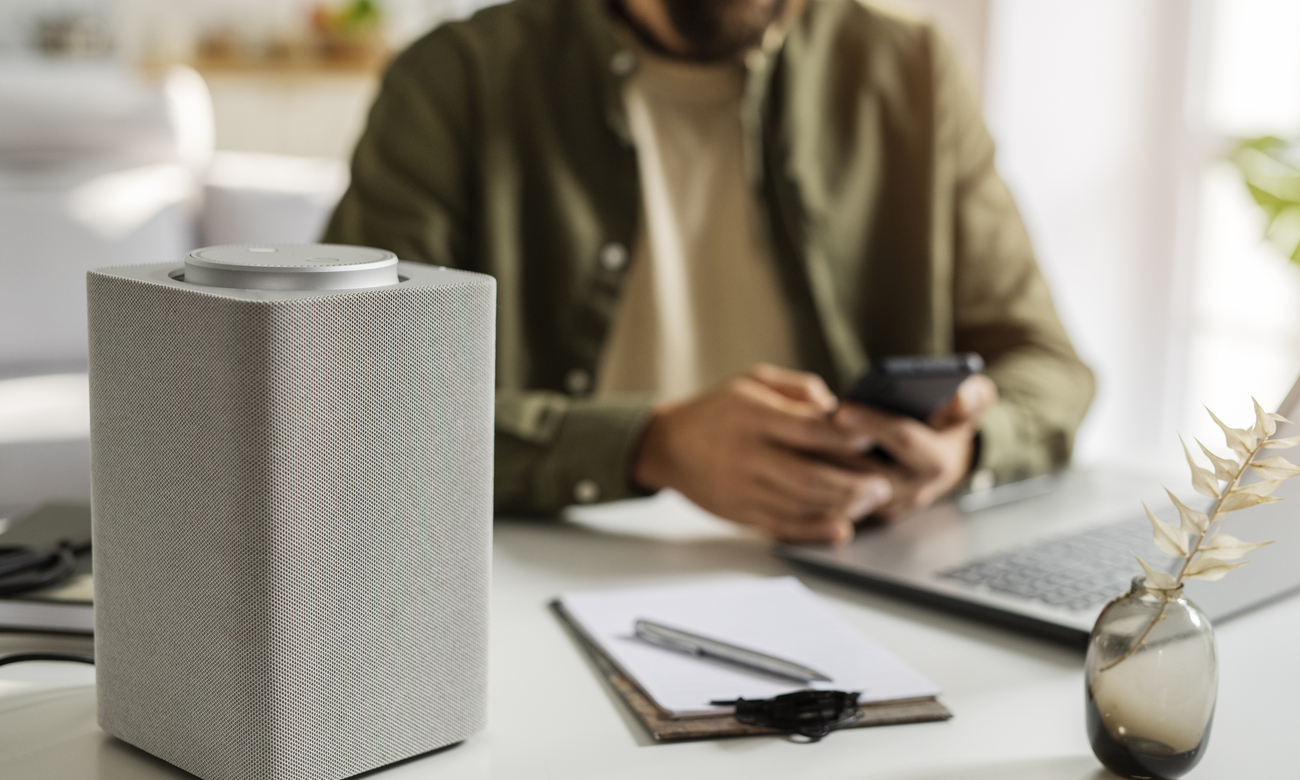 Жителям Удмуртии рассказали о списке тем, которые лучше не обсуждать рядом с умными колонками