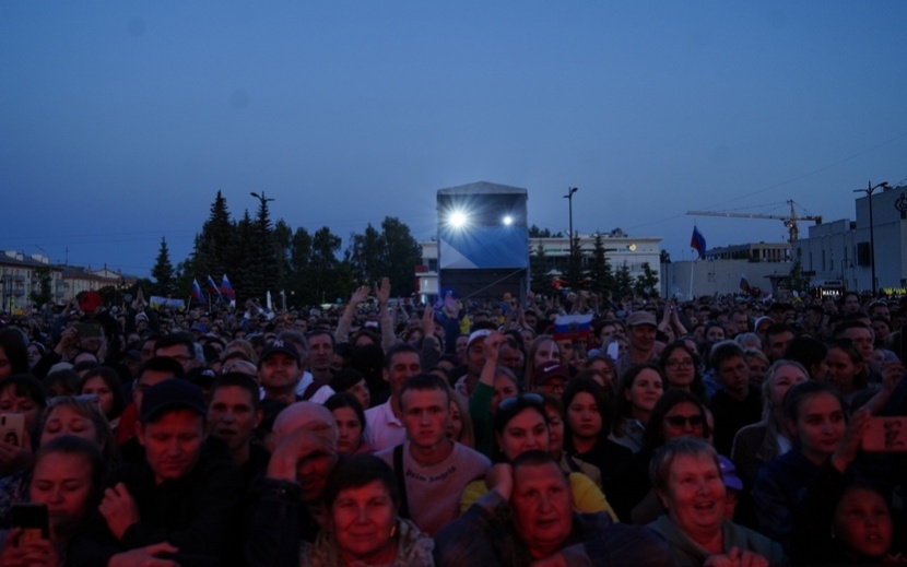 Выступление Олега Газманова на Дне города в Ижевске. Фото: Маша Бакланова