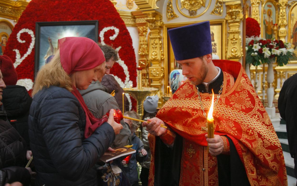 Благодатный огонь прибудет в Ижевск 12 апреля