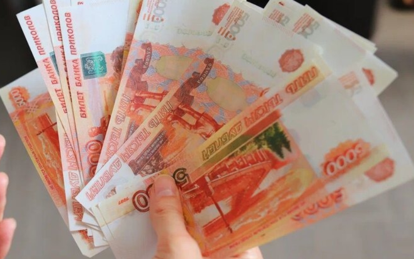 Ранее судимый житель Ижевска украл у своего коллеги 50 тысяч рублей