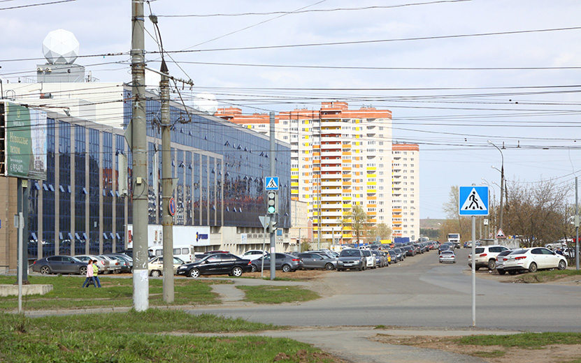Видео: как сейчас выглядит проспект Калашникова в Ижевске