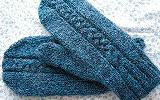 Студенты отправили более 100 пар теплых носков и варежек мобилизованным Удмуртии
