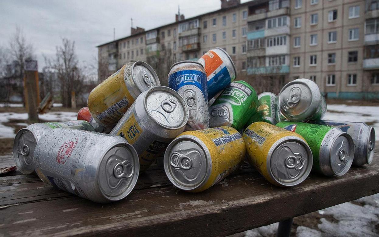 Жителя Удмуртии подозревают в спаивании школьниц