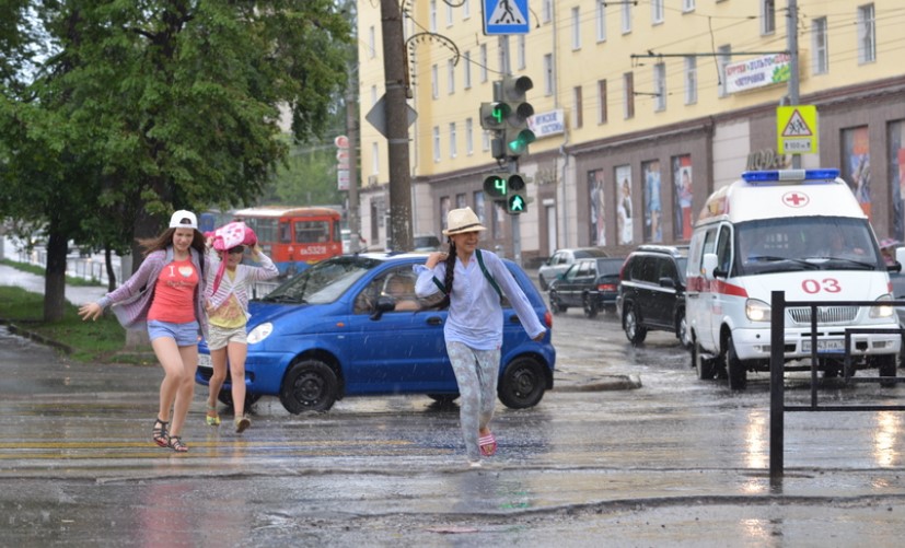 Погода в Ижевске на день: 13 августа ждем небольшой дождь, грозы и не выше +18°С