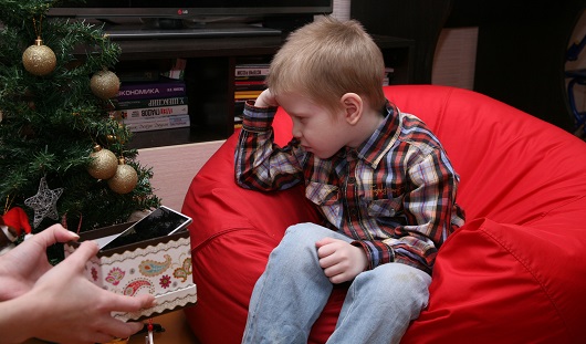 Советы ижевского психолога: как объяснить ребенку, что Дед Мороз не подарит обещанный подарок