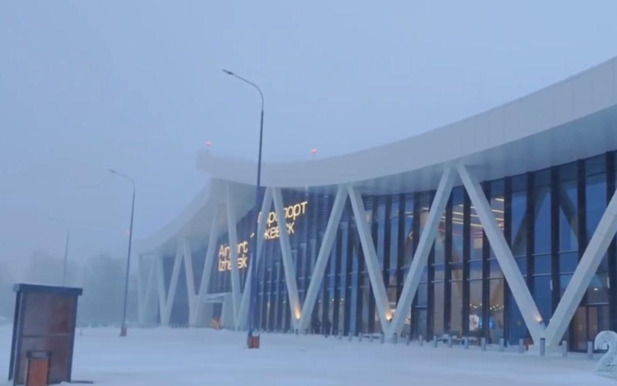 Аэропорт Ижевска из-за метели работает по фактической погоде