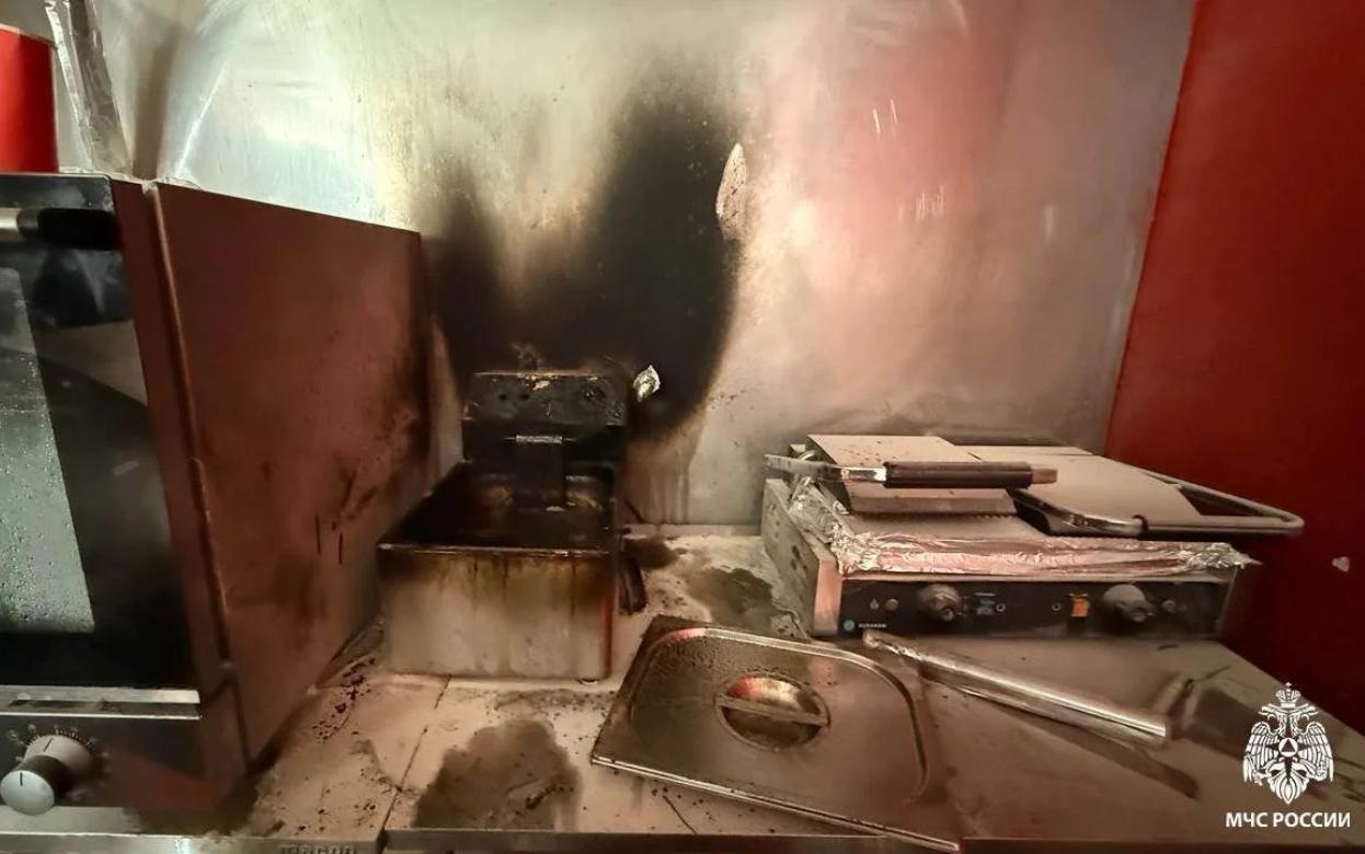 Пожар произошел в одной из пиццерий Ижевска