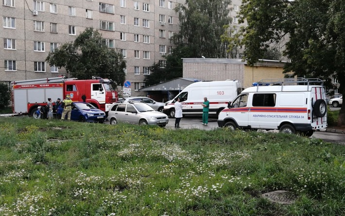 Очевидцы: возле одной из квартир на ул. Воровского нашли подозрительное вещество 