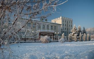 Погода в Ижевске на день: 4 декабря пасмурно и -13 °С