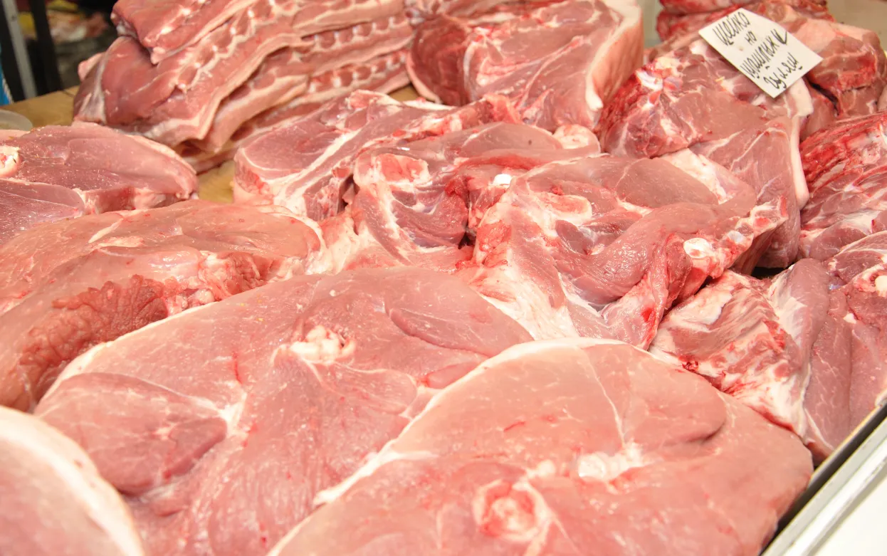 Говядина стала самым быстро дорожающим продуктом в России