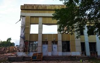 Фотофакт: здание бывшего педагогического колледжа снесли в Ижевске