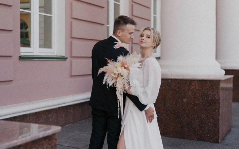 Алина и Денис поженились в конце июля в Ижевске. Фото: телеканал «Ю»