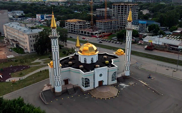 Стройка всем миром и солярный знак на крыше: 6 лет прошло со дня открытия Центральной мечети Ижевска