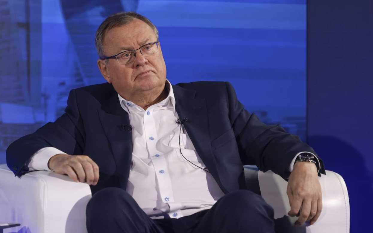 ВТБ планирует направить на дивиденды до 50% от чистой прибыли за 2025 г.