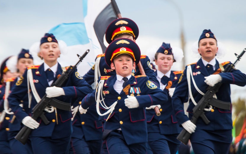 Кадеты на параде