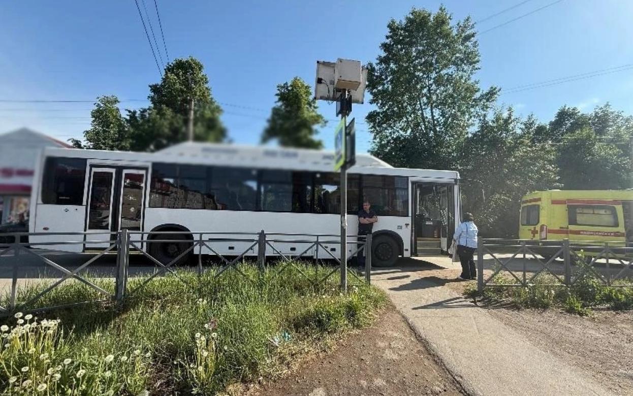 Водитель пригородного автобуса сбил 9-летнего ребенка в Удмуртии