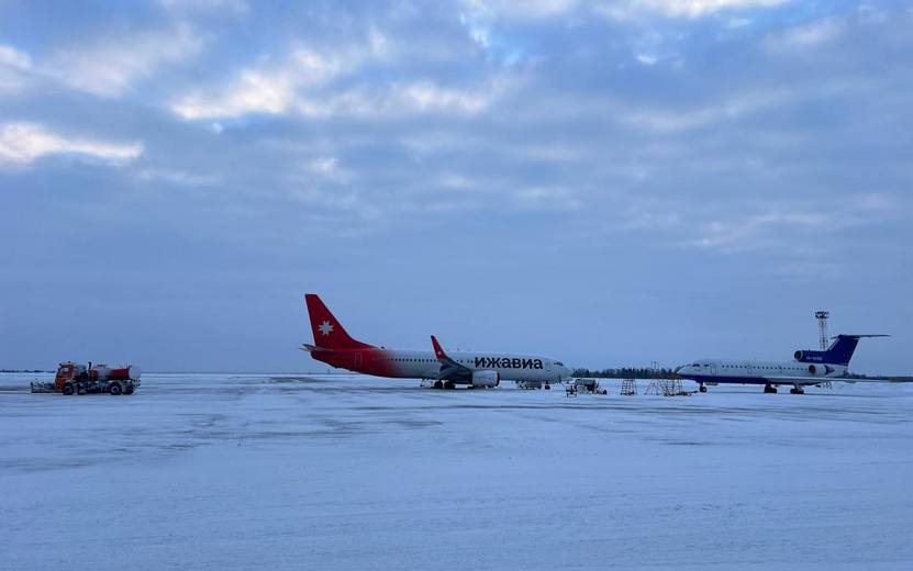 Самолет из Москвы не смог приземлиться в аэропорту Ижевска из-за погоды