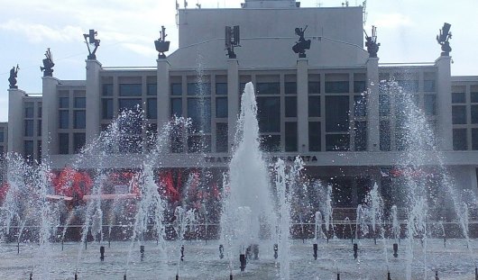 В Ижевске включили музыкальный фонтан