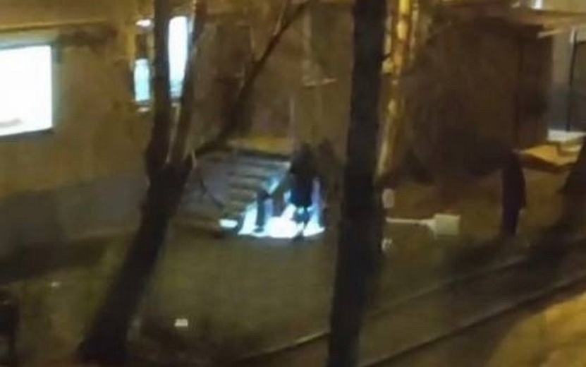 Мужчина выпал из окна дома в Ижевске