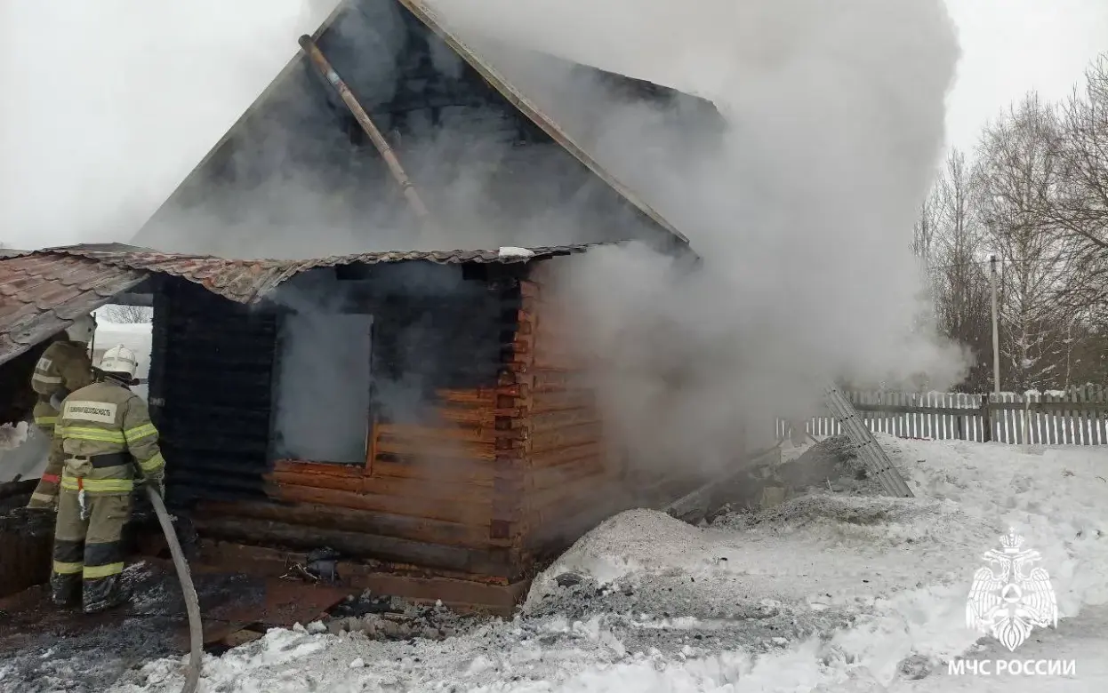 Пенсионер пострадал при растопке печи в Удмуртии