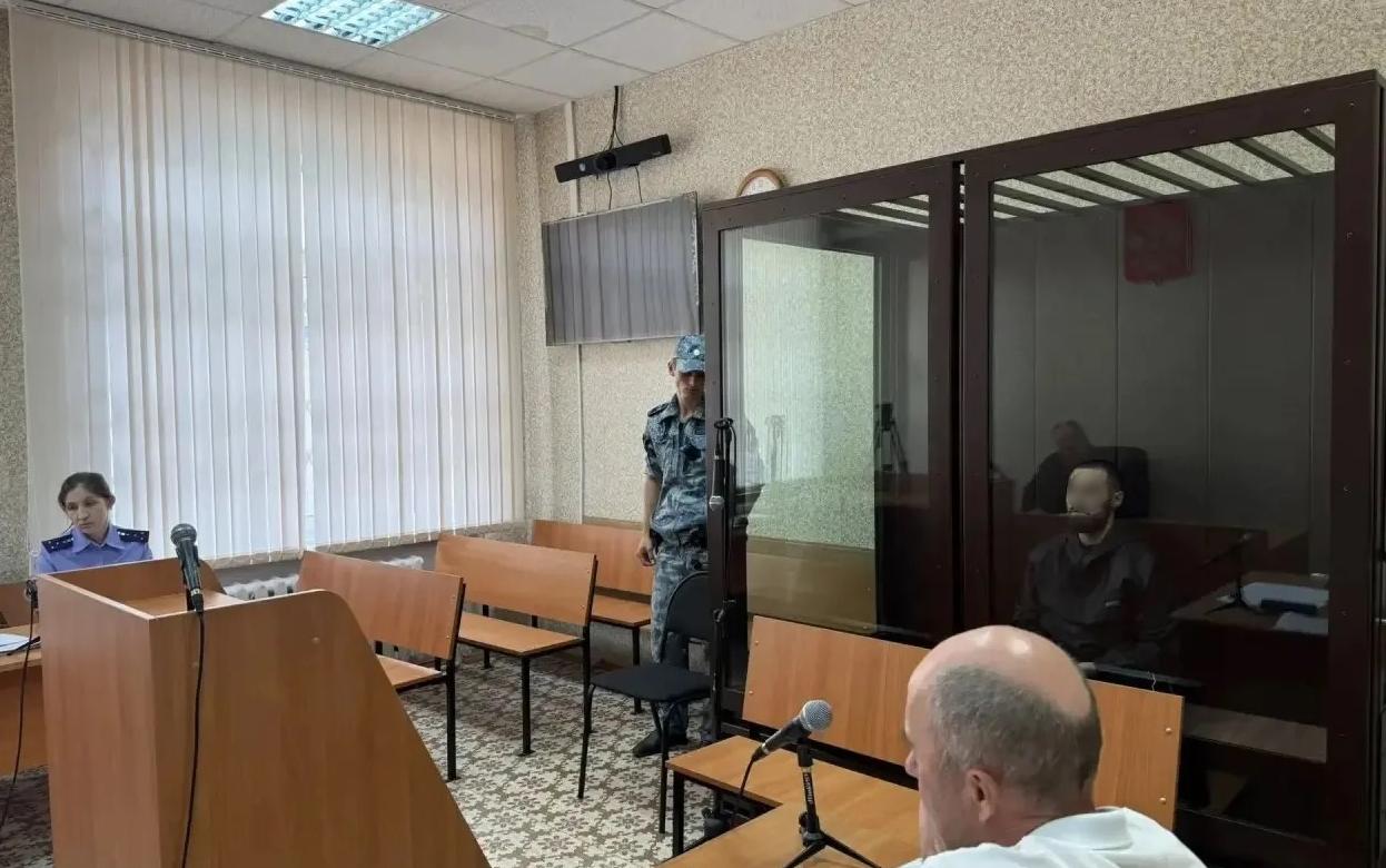 Суд оставил под арестом обвиняемых в похищении подростков в Ижевске
