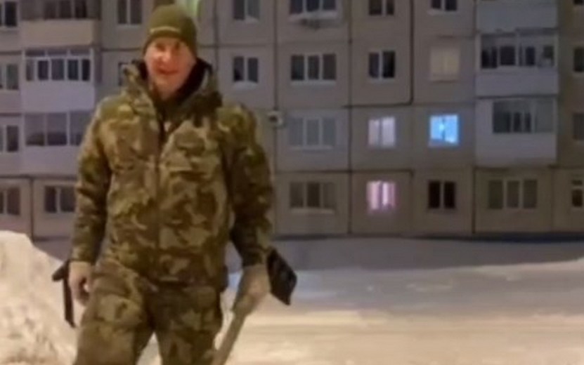 Члены правительства Удмуртии вышли на уборку снега в Ижевске
