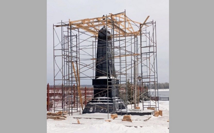 Фотофакт: Вечный огонь отключили в Сарапуле на время реставрации