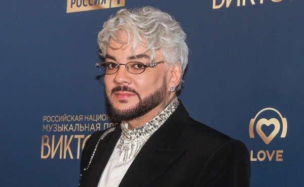 Скандал вокруг «Мерседеса Киркорова» за миллиард: долги и запрет на регистрацию