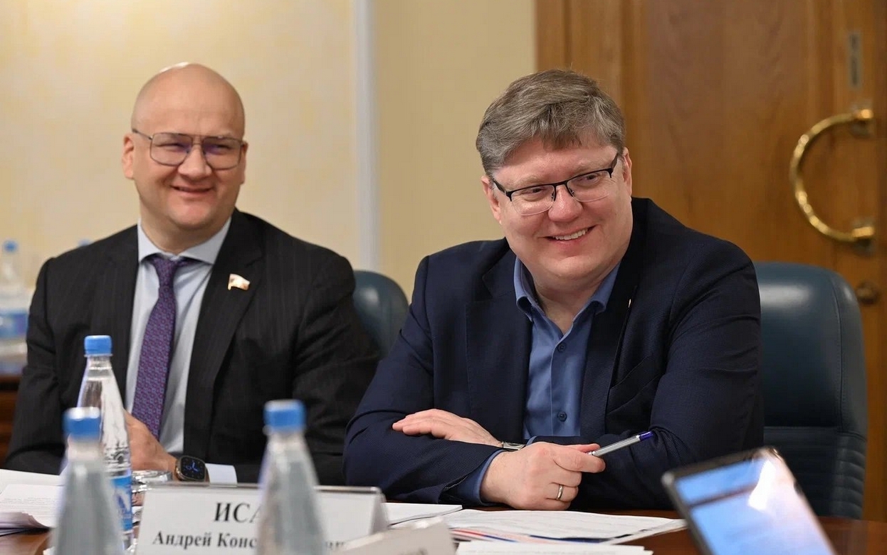 Действующие депутаты Госдумы от Удмуртии примут участие в праймериз «Единой России»