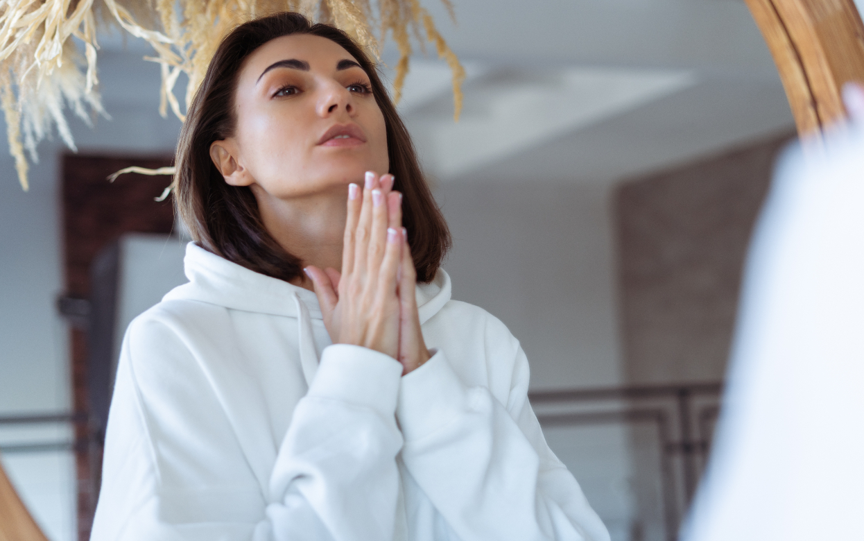 Что делать, если муж открыто изменяет, деньги утекают из-за зависимости и неизлечимая болезнь не позволяет наслаждаться жизнью: восьмой выпуск рубрики «Спроси психолога»