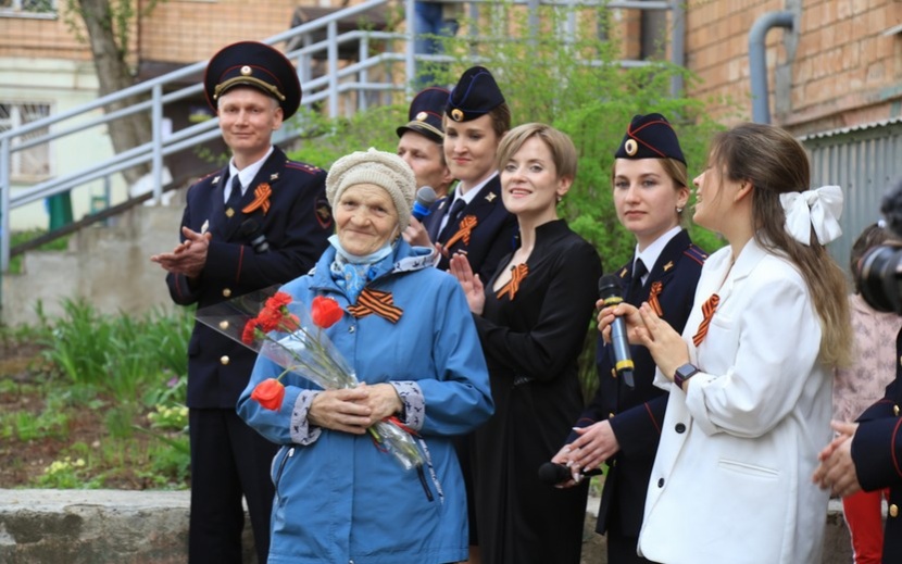 Акция «Рядом с тобой живет ветеран», фото: пресс-служба администрации Ижевска