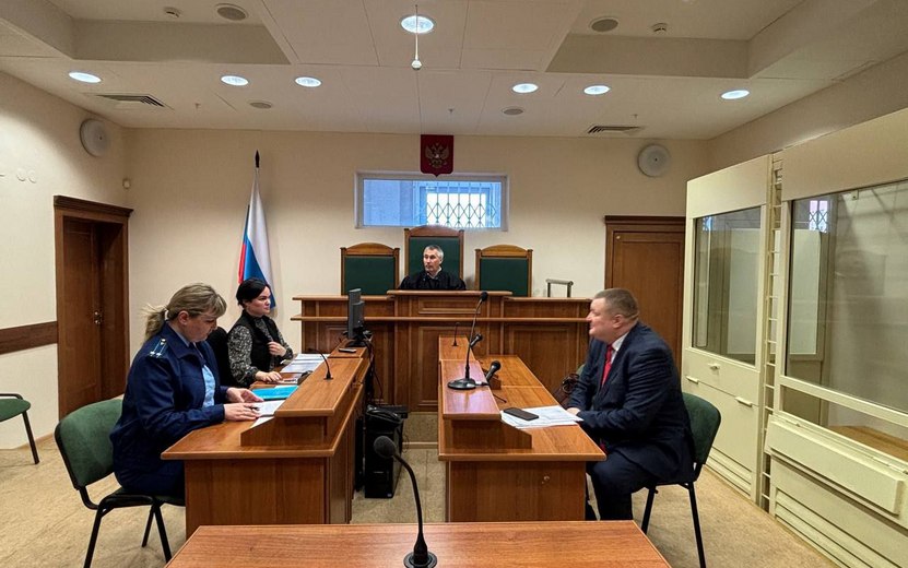 Обвиняемых в сексуальном насилии над сверстником девушек оставили под стражей в Ижевске
