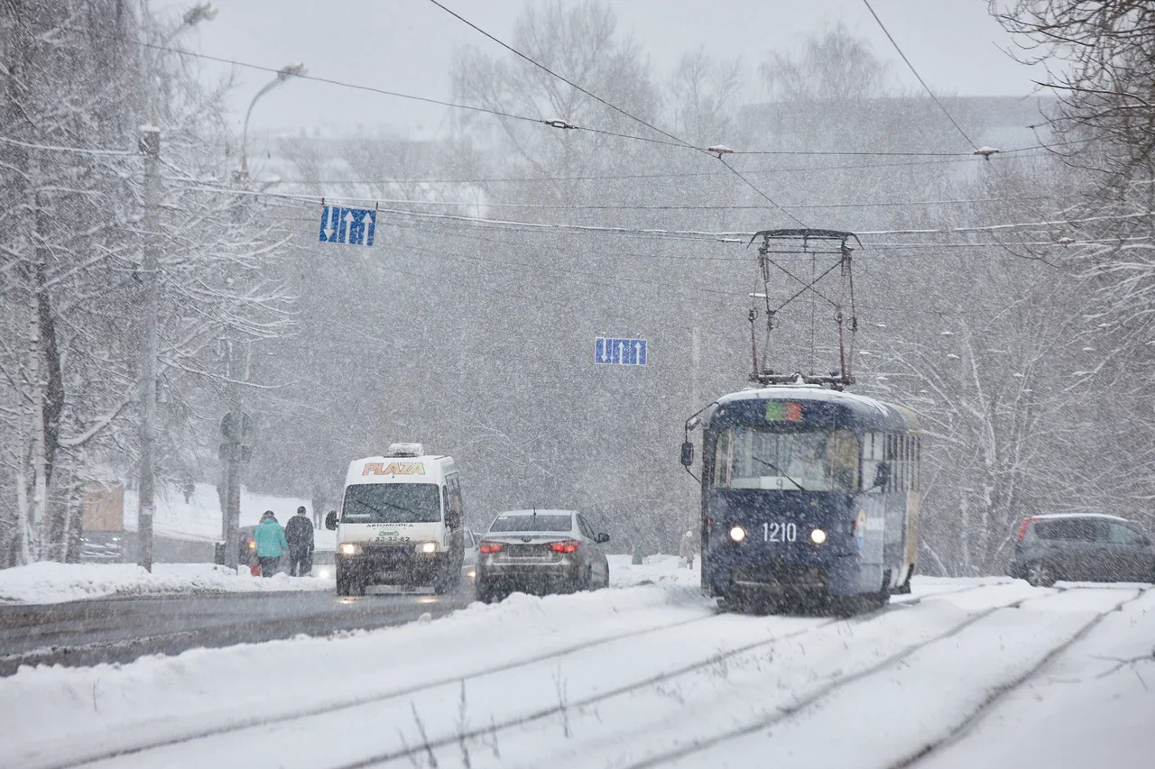 Погода в Ижевске на день: 25 декабря сильный снегопад и ухудшение видимости