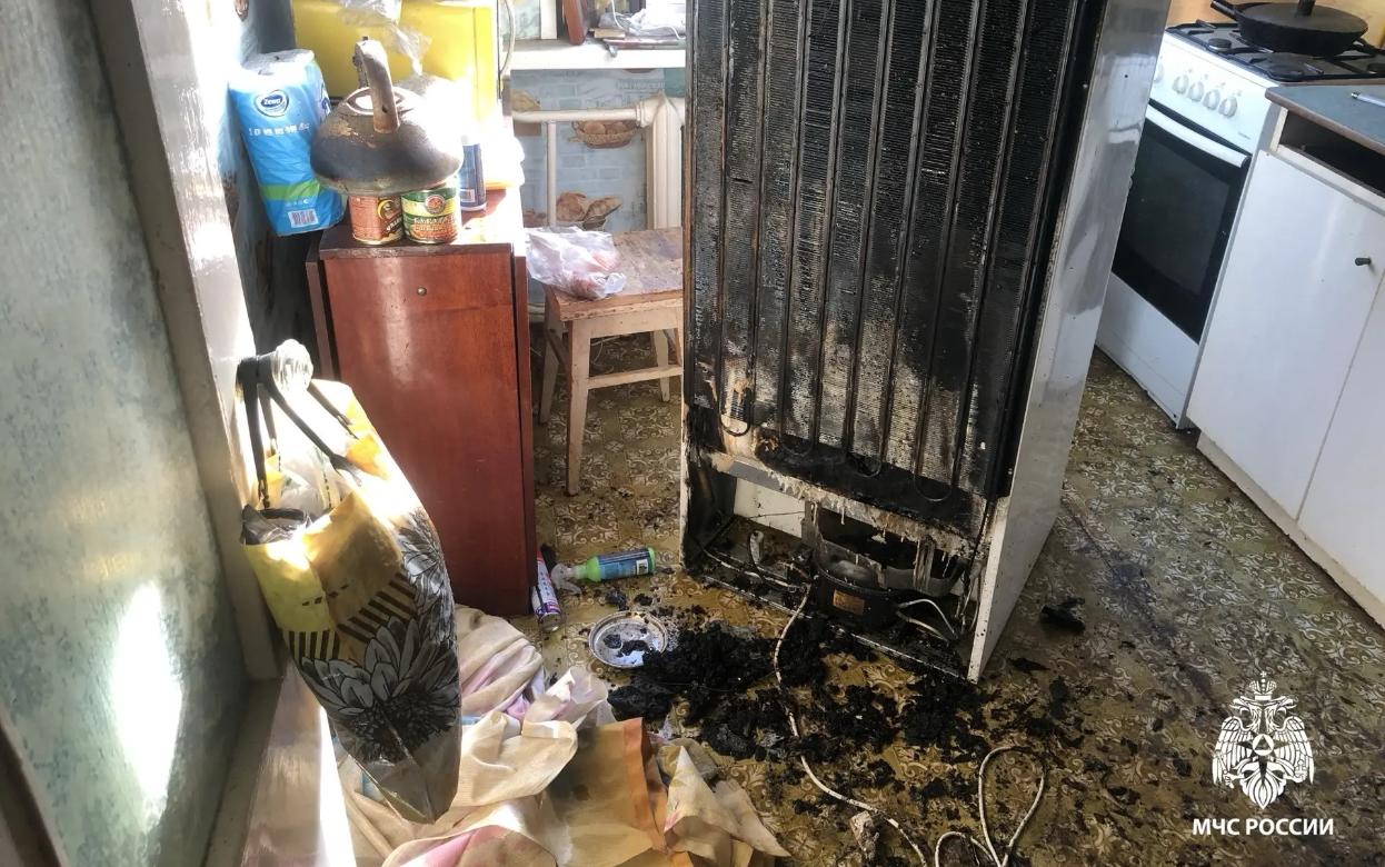 Молодого человека спасли из горящей квартиры на ул. Дзержинского в Ижевске
