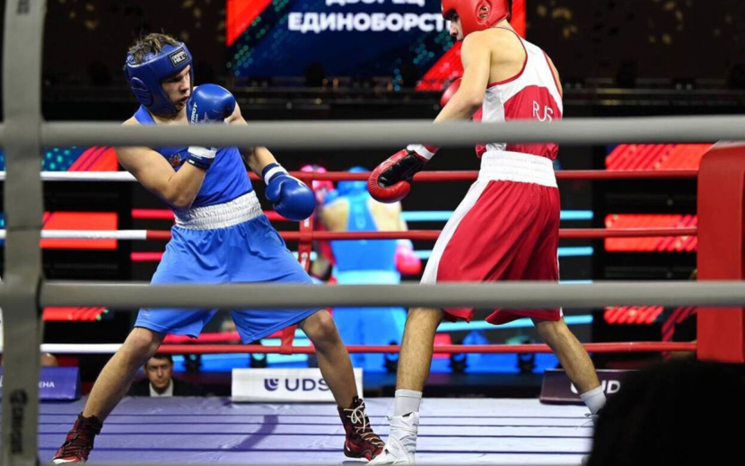 Александр Бречалов представил  Владимиру Путину новый Дворец единоборств