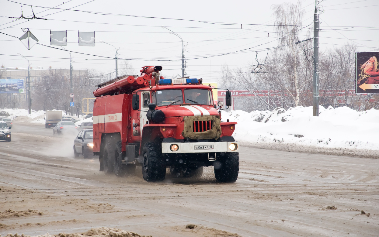 Женщина погибла во время пожара в Ижевске