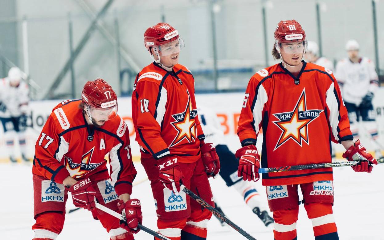 Хоккеисты «Ижстали» обыграли самарский ЦСК ВВС