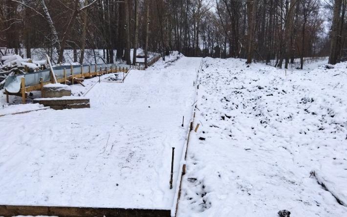 Реконструкцию лестничного спуска в Березовой роще Ижевска перенесли на 2023 год