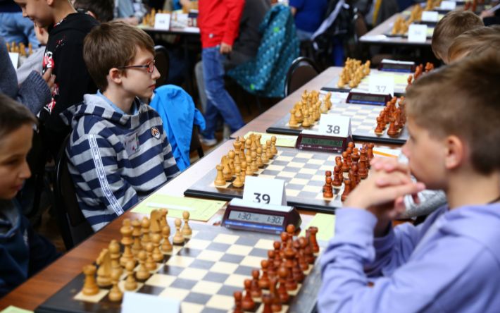 Крупный денежный приз получили лучшие школы Удмуртии, в которых преподают шахматы