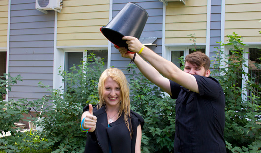 Мировая акция по сбору средств для больных Ice Bucket Challenge добралась и до Ижевска