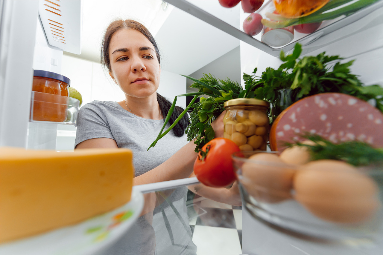 Не спешите выбрасывать: 7 продуктов, которые кажутся испорченными, но их еще можно спасти