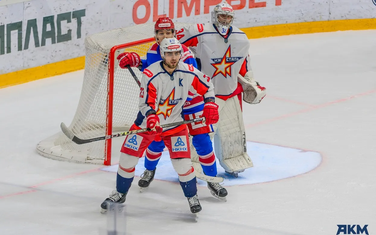 Хоккейная «Ижсталь» продлила контракт с капитаном