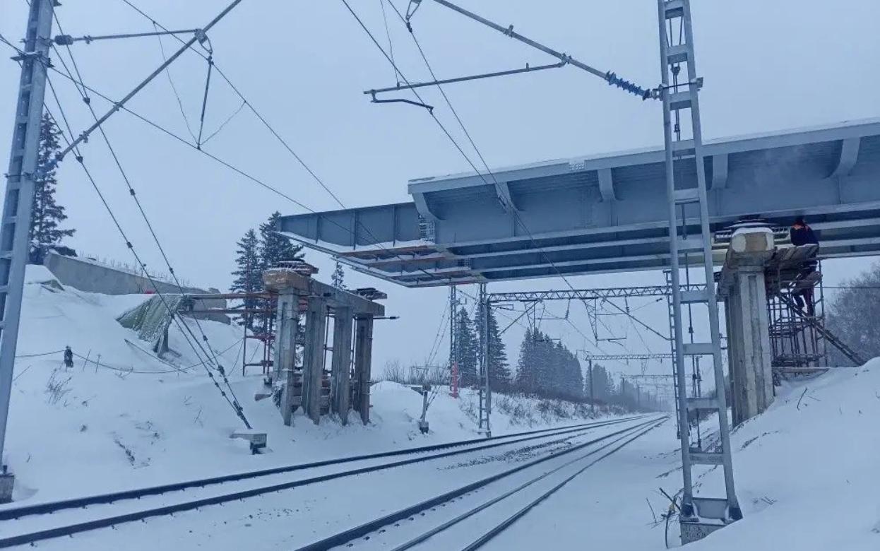 Готовность путепровода через ж/д пути в Балезинском районе оценили в 86%