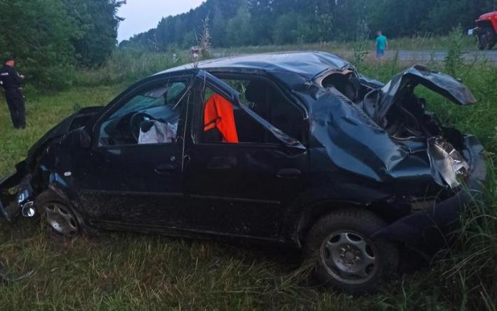 40-летний водитель «Рено» погиб в ДТП в Удмуртии
