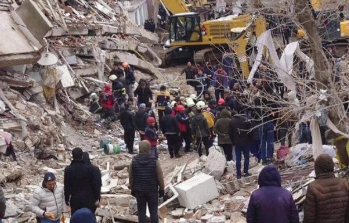 «Сплотились все, среди волонтеров очень много русских»: что рассказывают жители Ижевска о землетрясении в Турции